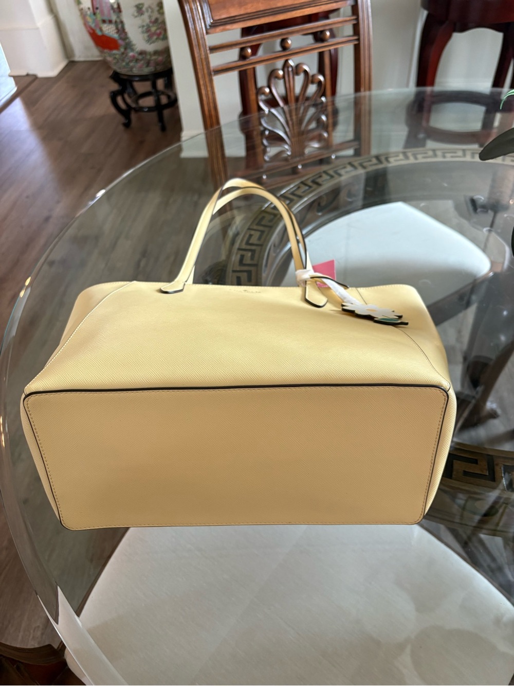 💛💛KATE SPADE YELLOW SAFFIANO LEATHER TOTE BAG!💛💛 - Picture 5 of 11